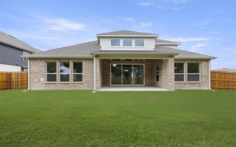 1710 Seagrove Lane, Cedar Hill, TX 75104, 5 Bedrooms Bedrooms, ,5 BathroomsBathrooms,Residential,For Sale,1710 Seagrove Lane,20624550