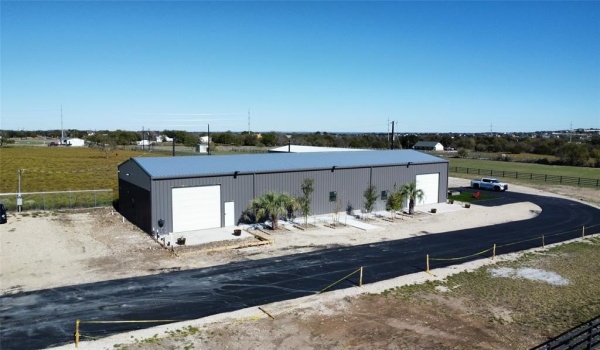 121 Pistol Road, Weatherford, TX 76085, ,Commercial Sale,En Venta,121 Pistol Road,20564366
