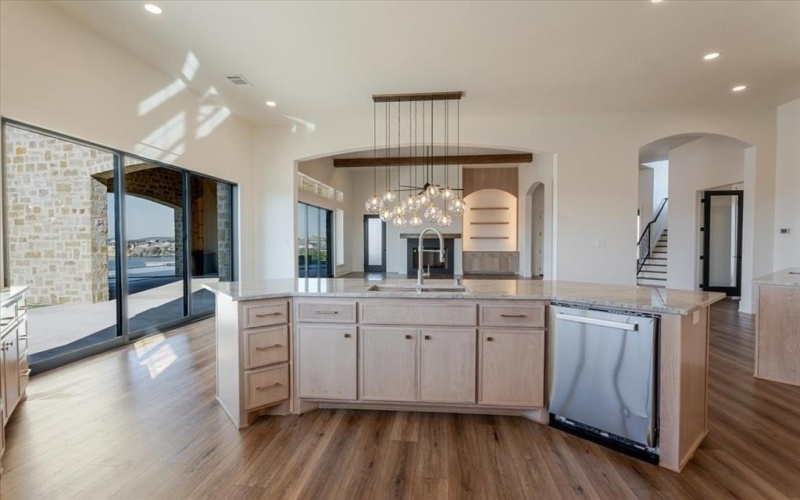 7085 W Hells Gate Drive, Strawn, TX 76475, 5 Bedrooms Bedrooms, ,6 BathroomsBathrooms,Residential,For Sale,7085 W Hells Gate Drive,20627376