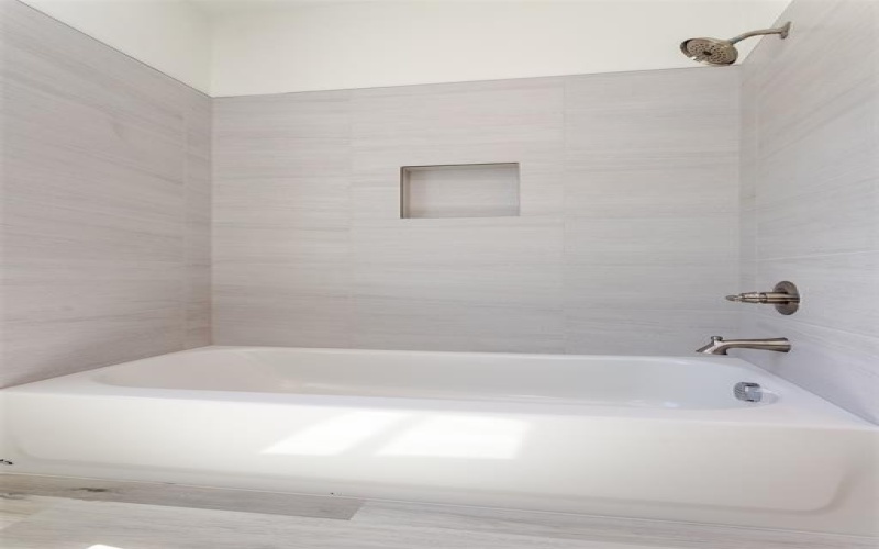 413 N Moore Street, Dallas, TX 75203, 3 Bedrooms Bedrooms, ,2 BathroomsBathrooms,Residential,For Sale,413 N Moore Street,20567532