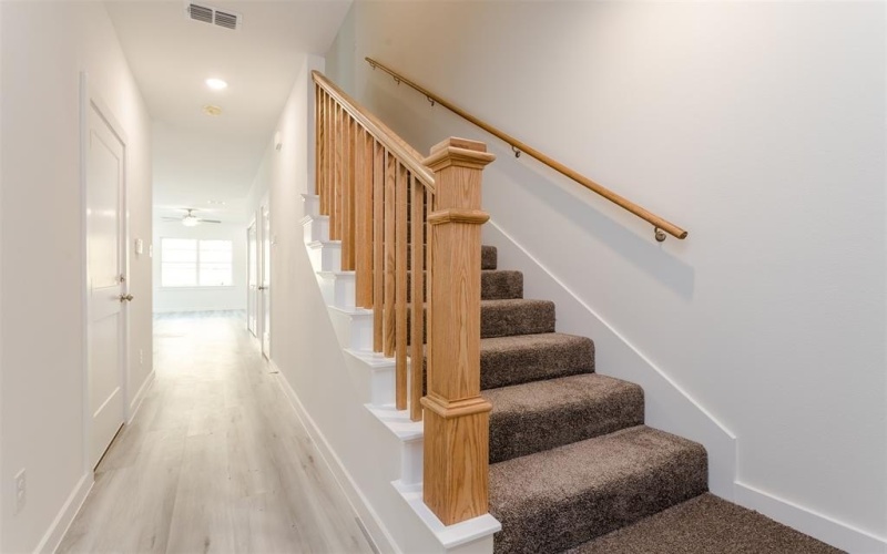 413 N Moore Street, Dallas, TX 75203, 3 Bedrooms Bedrooms, ,2 BathroomsBathrooms,Residential,For Sale,413 N Moore Street,20567532