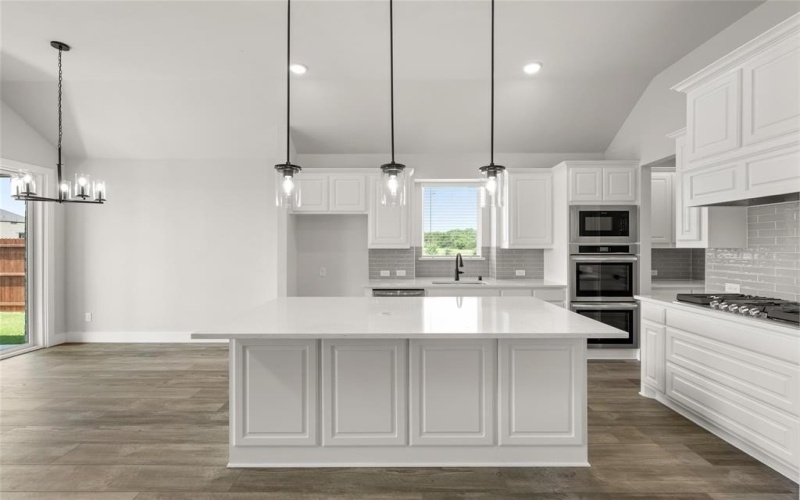 1605 Whisperwood Way, Midlothian, TX 76065, 5 Bedrooms Bedrooms, ,5 BathroomsBathrooms,Residential,For Sale,1605 Whisperwood Way,20629455
