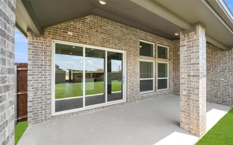 1605 Whisperwood Way, Midlothian, TX 76065, 5 Bedrooms Bedrooms, ,5 BathroomsBathrooms,Residential,For Sale,1605 Whisperwood Way,20629455