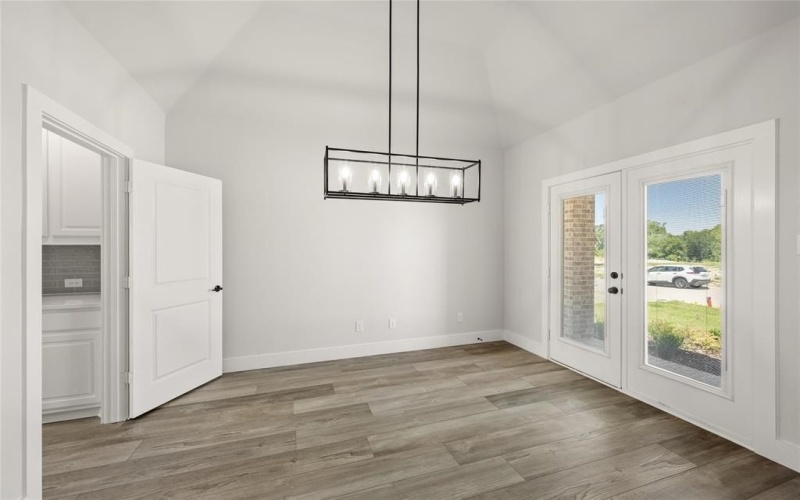 1605 Whisperwood Way, Midlothian, TX 76065, 5 Bedrooms Bedrooms, ,5 BathroomsBathrooms,Residential,For Sale,1605 Whisperwood Way,20629455