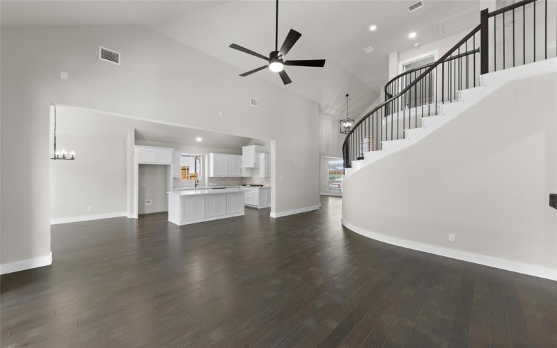 711 S Stearman Lane, Fate, TX 75087, 4 Bedrooms Bedrooms, ,5 BathroomsBathrooms,Residential,For Sale,711 S Stearman Lane,20569458