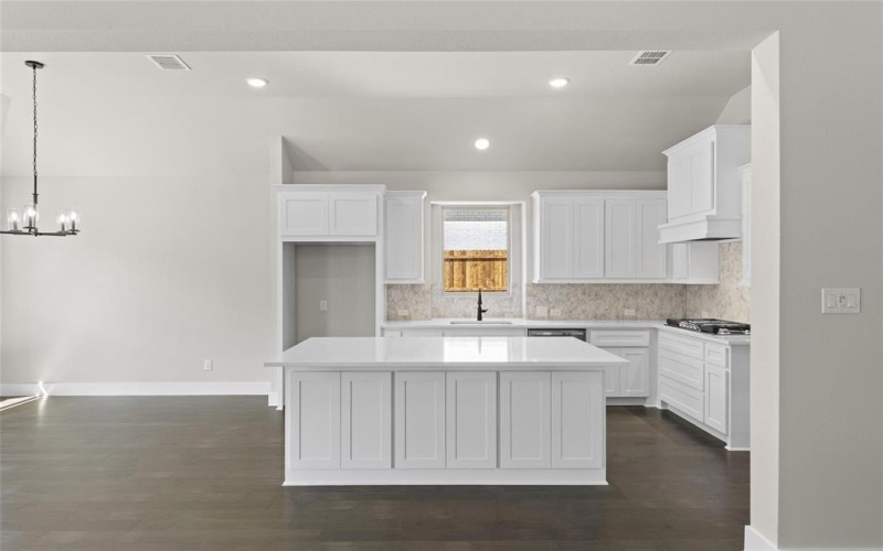 711 S Stearman Lane, Fate, TX 75087, 4 Bedrooms Bedrooms, ,5 BathroomsBathrooms,Residential,For Sale,711 S Stearman Lane,20569458