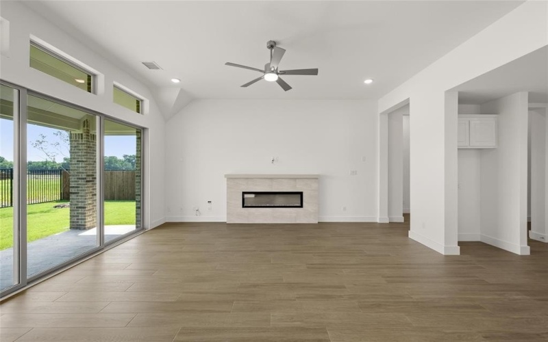 665 Red Maple Road, Waxahachie, TX 75165, 4 Bedrooms Bedrooms, ,3 BathroomsBathrooms,Residential,For Sale,665 Red Maple Road,20572201