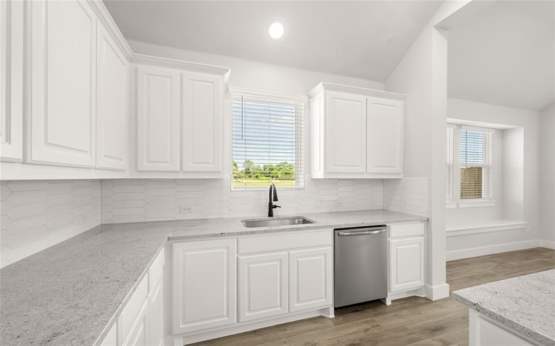 1882 Silver Birch Road, Waxahachie, TX 75165, 4 Bedrooms Bedrooms, ,3 BathroomsBathrooms,Residential,For Sale,1882 Silver Birch Road,20572225