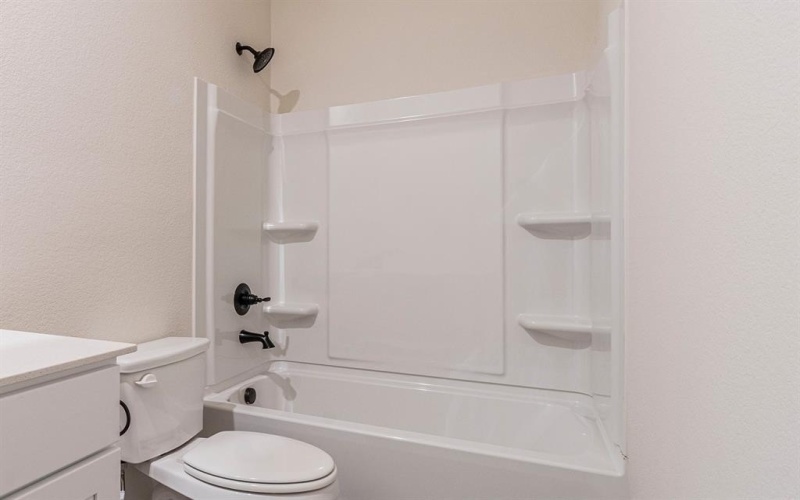 115 Kylie Street, Cleburne, TX 76031, 4 Bedrooms Bedrooms, ,2 BathroomsBathrooms,Residential,For Sale,115 Kylie Street,20632979