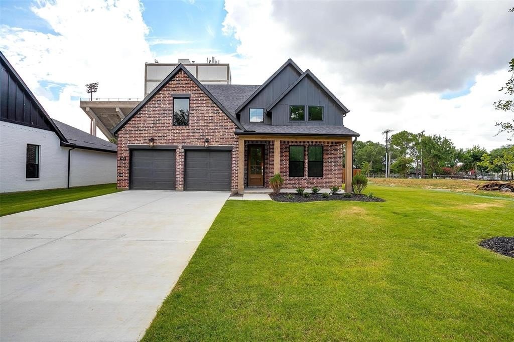 145 Paxton Circle, Arlington, TX 76013, 4 Bedrooms Bedrooms, ,3 BathroomsBathrooms,Residential,For Sale,145 Paxton Circle,20633849