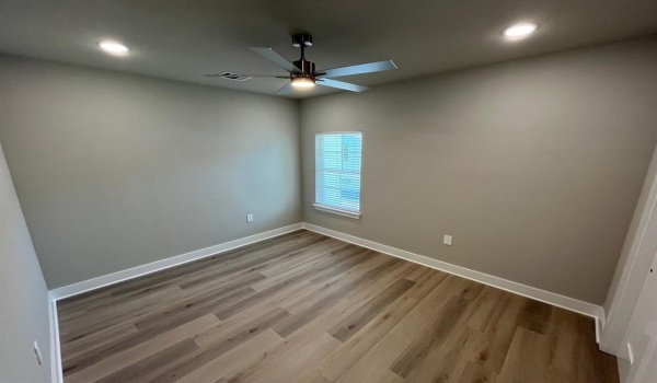 525 W Collins Street, Stephenville, TX 76401, 4 Bedrooms Bedrooms, ,5 BathroomsBathrooms,Residential Lease,For Rent,525 W Collins Street,20576411