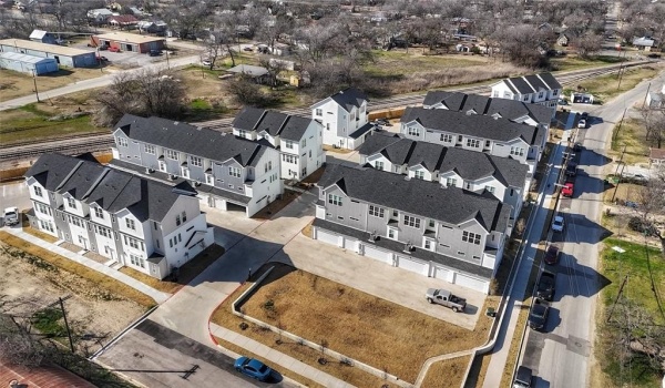 525 W Collins Street, Stephenville, TX 76401, 4 Bedrooms Bedrooms, ,5 BathroomsBathrooms,Residential Lease,For Rent,525 W Collins Street,20576411