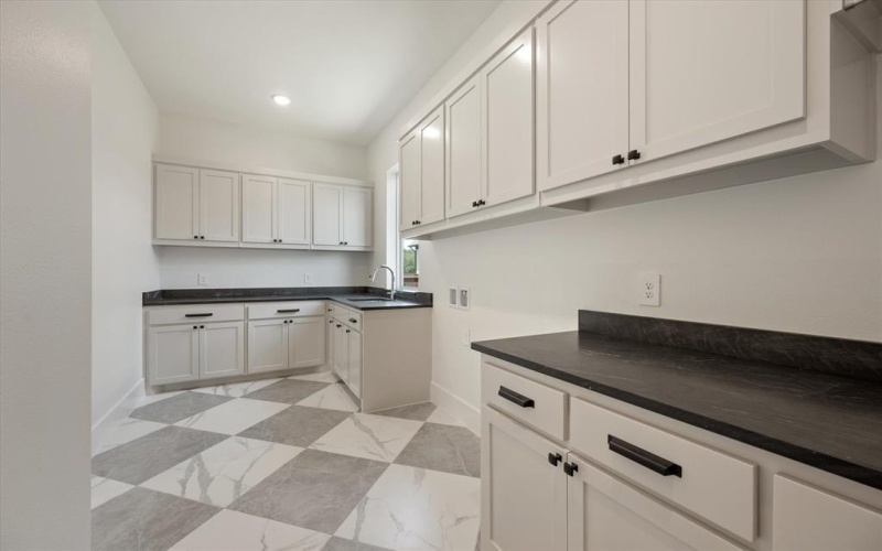 248 Lantern Ridge Drive, Aledo, TX 76008, 4 Bedrooms Bedrooms, ,5 BathroomsBathrooms,Residential,For Sale,248 Lantern Ridge Drive,20634669