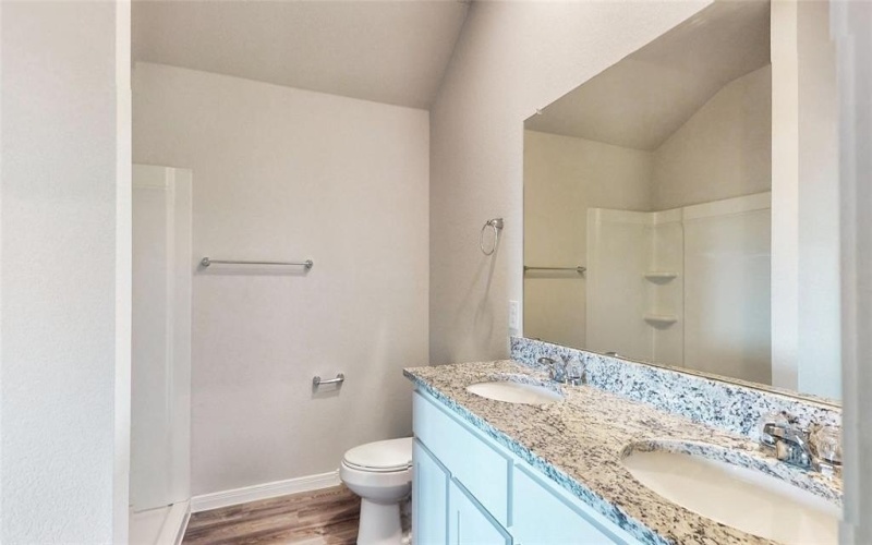 118 Cooper Drive, Cleburne, TX 76031, 3 Bedrooms Bedrooms, ,2 BathroomsBathrooms,Residential,For Sale,118 Cooper Drive,20636353
