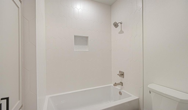 240 White-N-Gail Lane, Bullard, TX 75757, 4 Bedrooms Bedrooms, ,3 BathroomsBathrooms,Residential,For Sale,240 White-N-Gail Lane,20580746
