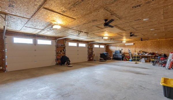 240 White-N-Gail Lane, Bullard, TX 75757, 4 Bedrooms Bedrooms, ,3 BathroomsBathrooms,Residential,For Sale,240 White-N-Gail Lane,20580746