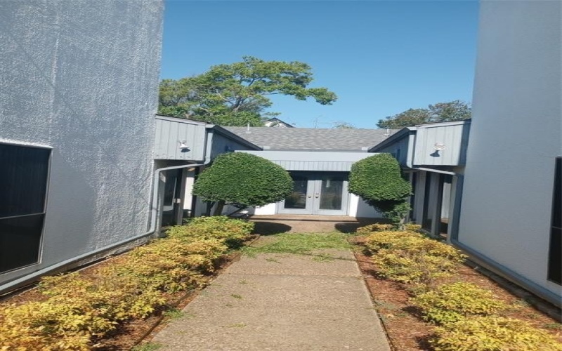 2900 W Park Row Drive #C & E, Pantego, TX 76013, ,Other,For Sale,2900 W Park Row Drive,20636761