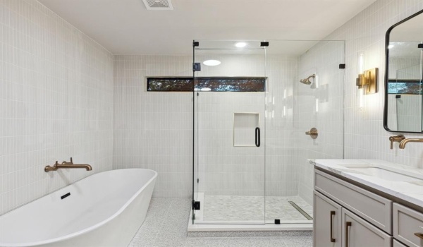 5200 Byers Avenue, Fort Worth, TX 76107, 4 Bedrooms Bedrooms, ,3 BathroomsBathrooms,Residential,For Sale,5200 Byers Avenue,20581079