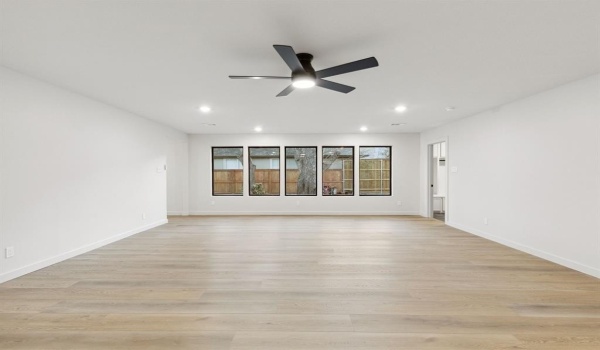5200 Byers Avenue, Fort Worth, TX 76107, 4 Bedrooms Bedrooms, ,3 BathroomsBathrooms,Residential,For Sale,5200 Byers Avenue,20581079