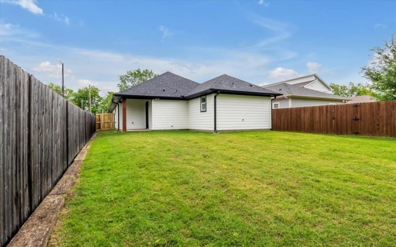 508 N Elliott Street, Sherman, TX 75090, 3 Bedrooms Bedrooms, ,2 BathroomsBathrooms,Residential,For Sale,508 N Elliott Street,20583993