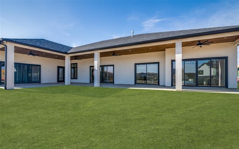 312 Longview Place, Heath, TX 75032, 4 Bedrooms Bedrooms, ,6 BathroomsBathrooms,Residential,For Sale,312 Longview Place,20636972
