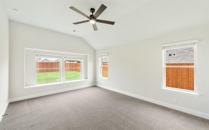 1017 Summer Grove Drive, Midlothian, TX 76065, 4 Habitaciones Habitaciones , ,3 BañosBaños,Residential,En Venta,1017 Summer Grove Drive,20636978