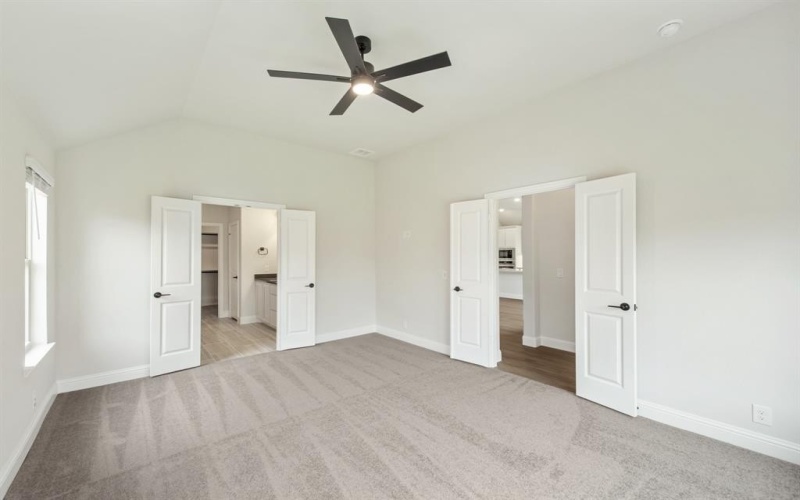 1017 Summer Grove Drive, Midlothian, TX 76065, 4 Habitaciones Habitaciones , ,3 BañosBaños,Residential,En Venta,1017 Summer Grove Drive,20636978