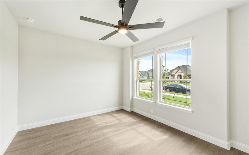 1017 Summer Grove Drive, Midlothian, TX 76065, 4 Habitaciones Habitaciones , ,3 BañosBaños,Residential,En Venta,1017 Summer Grove Drive,20636978