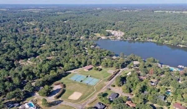 89 S Ryder Cup Trail, Hideaway, TX 75771, 4 Habitaciones Habitaciones , ,5 BañosBaños,Residential,En Venta,89 S Ryder Cup Trail,20632988