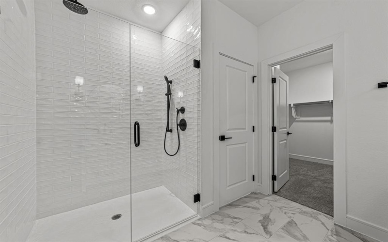 512 Sunflower Trail, Sherman, TX 75092, 5 Bedrooms Bedrooms, ,3 BathroomsBathrooms,Residential,For Sale,512 Sunflower Trail,20582361