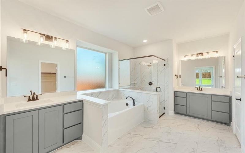 148 Rosewood Drive, Glenn Heights, TX 75154, 4 Habitaciones Habitaciones , ,3 BañosBaños,Residential,En Venta,148 Rosewood Drive,20638178