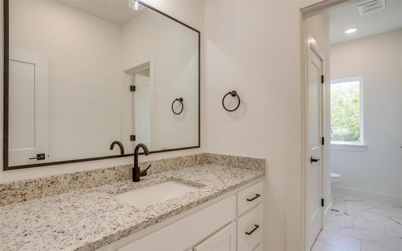 813 Stamps Avenue, Fort Worth, TX 76114, 4 Bedrooms Bedrooms, ,3 BathroomsBathrooms,Residential Lease,For Rent,813 Stamps Avenue,20583712