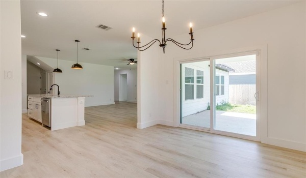 813 Stamps Avenue, Fort Worth, TX 76114, 4 Bedrooms Bedrooms, ,3 BathroomsBathrooms,Residential Lease,For Rent,813 Stamps Avenue,20583712