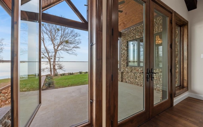 340 Emerald Lane, Corsicana, TX 75109, 6 Bedrooms Bedrooms, ,7 BathroomsBathrooms,Residential,For Sale,340 Emerald Lane,20640355