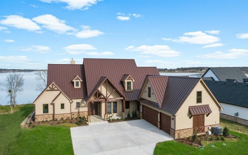 340 Emerald Lane, Corsicana, TX 75109, 6 Bedrooms Bedrooms, ,7 BathroomsBathrooms,Residential,For Sale,340 Emerald Lane,20640355