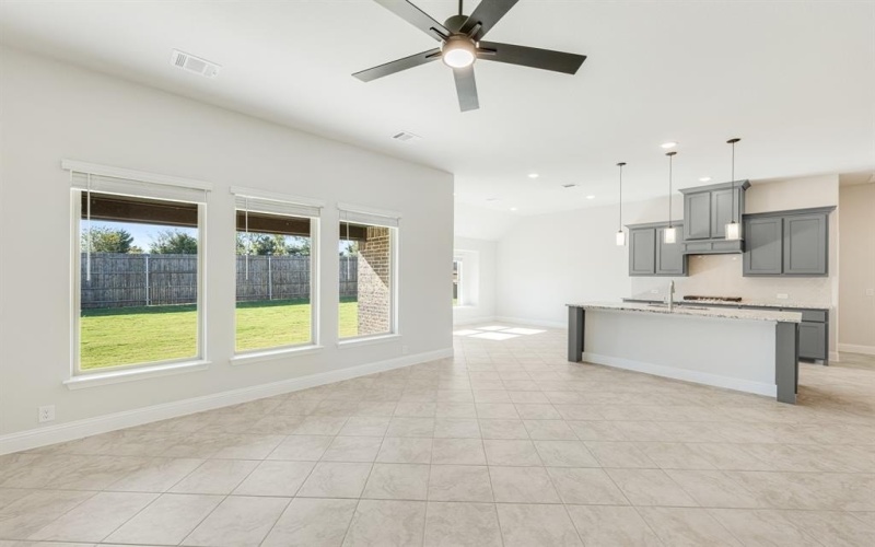 1028 Quincy Drive, Red Oak, TX 75154, 3 Habitaciones Habitaciones , ,2 BañosBaños,Residential,En Venta,1028 Quincy Drive,20584524