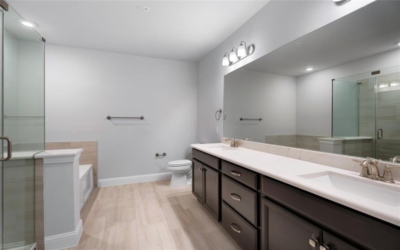 651 N Watters Road #3303, Allen, TX 75013, 2 Habitaciones Habitaciones , ,2 BañosBaños,Residential,En Venta,651 N Watters Road,20641189