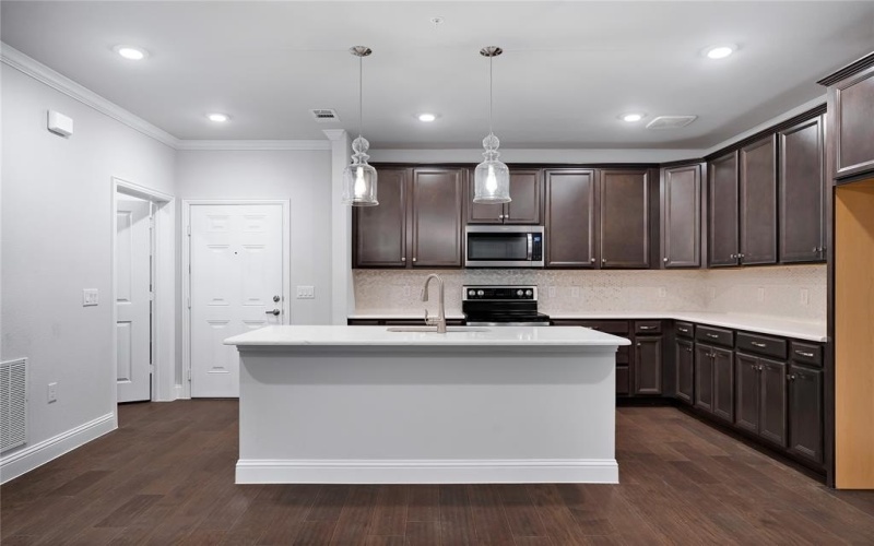 651 N Watters Road #3303, Allen, TX 75013, 2 Habitaciones Habitaciones , ,2 BañosBaños,Residential,En Venta,651 N Watters Road,20641189