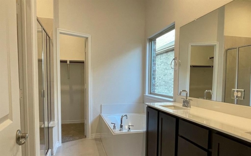 4189 Rim Trail, Forney, TX 75126, 4 Bedrooms Bedrooms, ,3 BathroomsBathrooms,Residential,For Sale,4189 Rim Trail,20643476