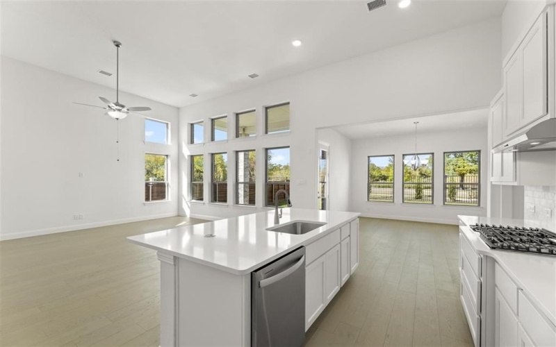 1417 Casting Ridge, Mesquite, TX 75181, 5 Habitaciones Habitaciones , ,3 BañosBaños,Residential,En Venta,1417 Casting Ridge,20586818
