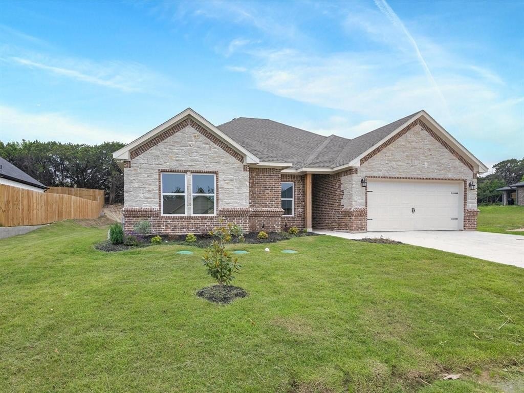 2127 Christine Drive, Granbury, TX 76048, 4 Habitaciones Habitaciones , ,2 BañosBaños,Residential,En Venta,2127 Christine Drive,20586893