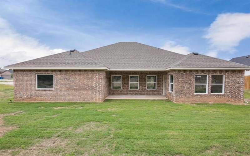 2127 Christine Drive, Granbury, TX 76048, 4 Habitaciones Habitaciones , ,2 BañosBaños,Residential,En Venta,2127 Christine Drive,20586893