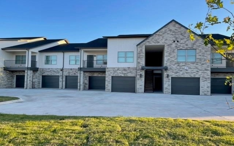 15 Northgate #25-B, Waxahachie, TX 75165, 2 Bedrooms Bedrooms, ,2 BathroomsBathrooms,Residential Lease,For Rent,15 Northgate,20643620