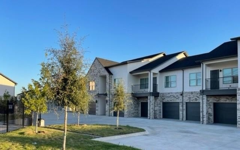 15 Northgate #25-B, Waxahachie, TX 75165, 2 Bedrooms Bedrooms, ,2 BathroomsBathrooms,Residential Lease,For Rent,15 Northgate,20643620