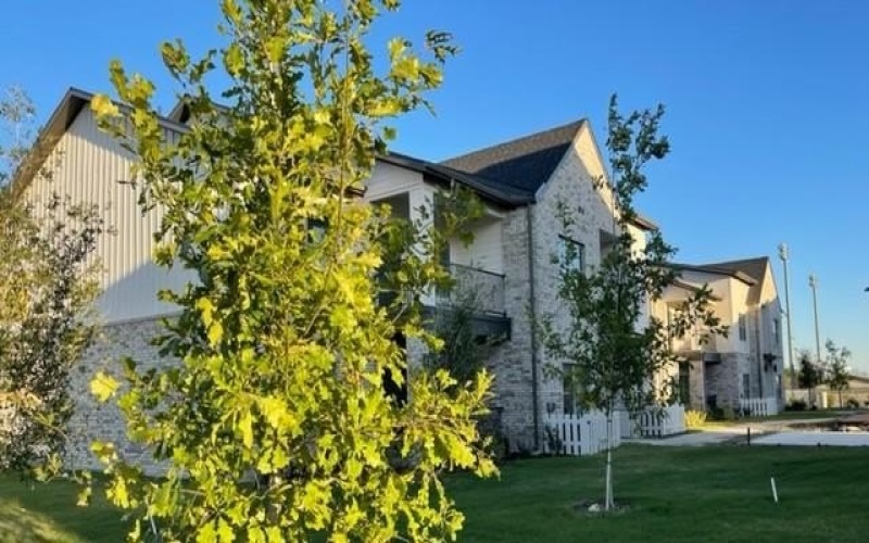 15 Northgate #25-B, Waxahachie, TX 75165, 2 Bedrooms Bedrooms, ,2 BathroomsBathrooms,Residential Lease,For Rent,15 Northgate,20643620