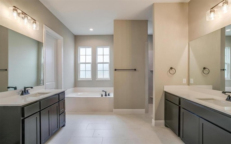 2316 Builder Road, Crowley, TX 76036, 3 Bedrooms Bedrooms, ,2 BathroomsBathrooms,Residential,For Sale,2316 Builder Road,20589090