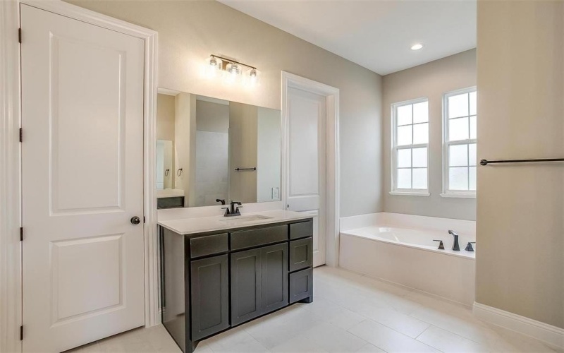 2316 Builder Road, Crowley, TX 76036, 3 Bedrooms Bedrooms, ,2 BathroomsBathrooms,Residential,For Sale,2316 Builder Road,20589090