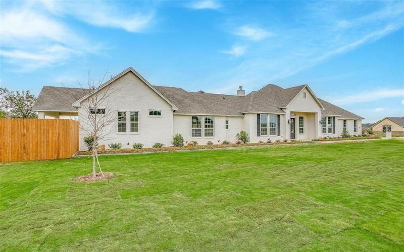 2316 Builder Road, Crowley, TX 76036, 3 Bedrooms Bedrooms, ,2 BathroomsBathrooms,Residential,For Sale,2316 Builder Road,20589090