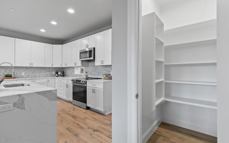 4401 Cabell Drive #101, Dallas, TX 75204, 2 Habitaciones Habitaciones , ,2 BañosBaños,Residential,En Venta,4401 Cabell Drive,20644132