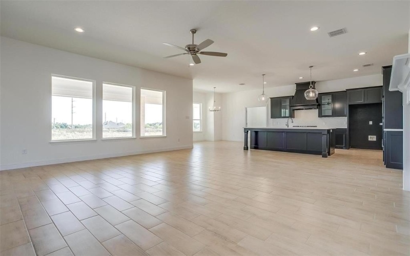 1000 Fan Palm Place, Crowley, TX 76036, 4 Bedrooms Bedrooms, ,2 BathroomsBathrooms,Residential,For Sale,1000 Fan Palm Place,20589143